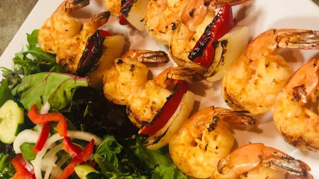 Grilled shrimp kabob with side salad
